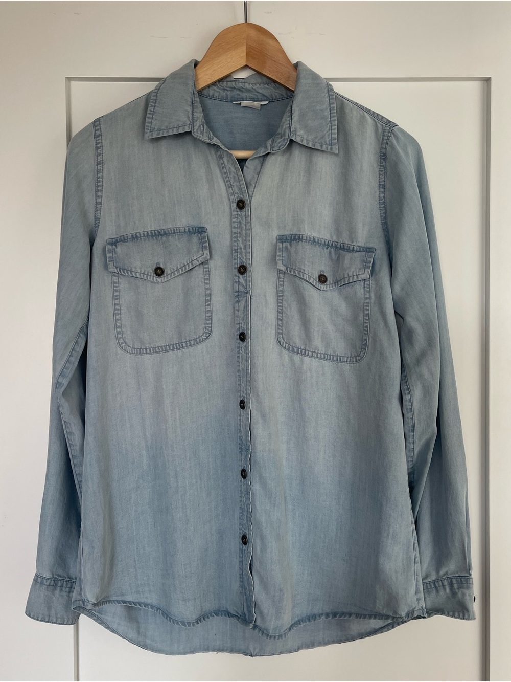 Club Monaco Light Blue Denim-Style Women's Button-Down Shirt Size S
